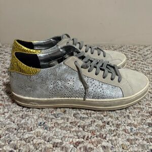 P448 John Low Top Leather Sneakers in Gold Silver- Size 38  (Size 7.5/8)